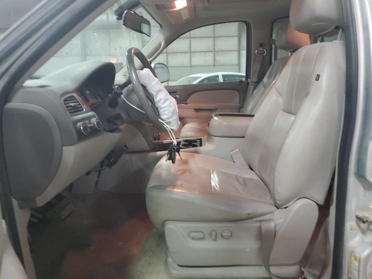 1GNSKBE02CR271544 2012 Chevrolet Tahoe K1500 Lt