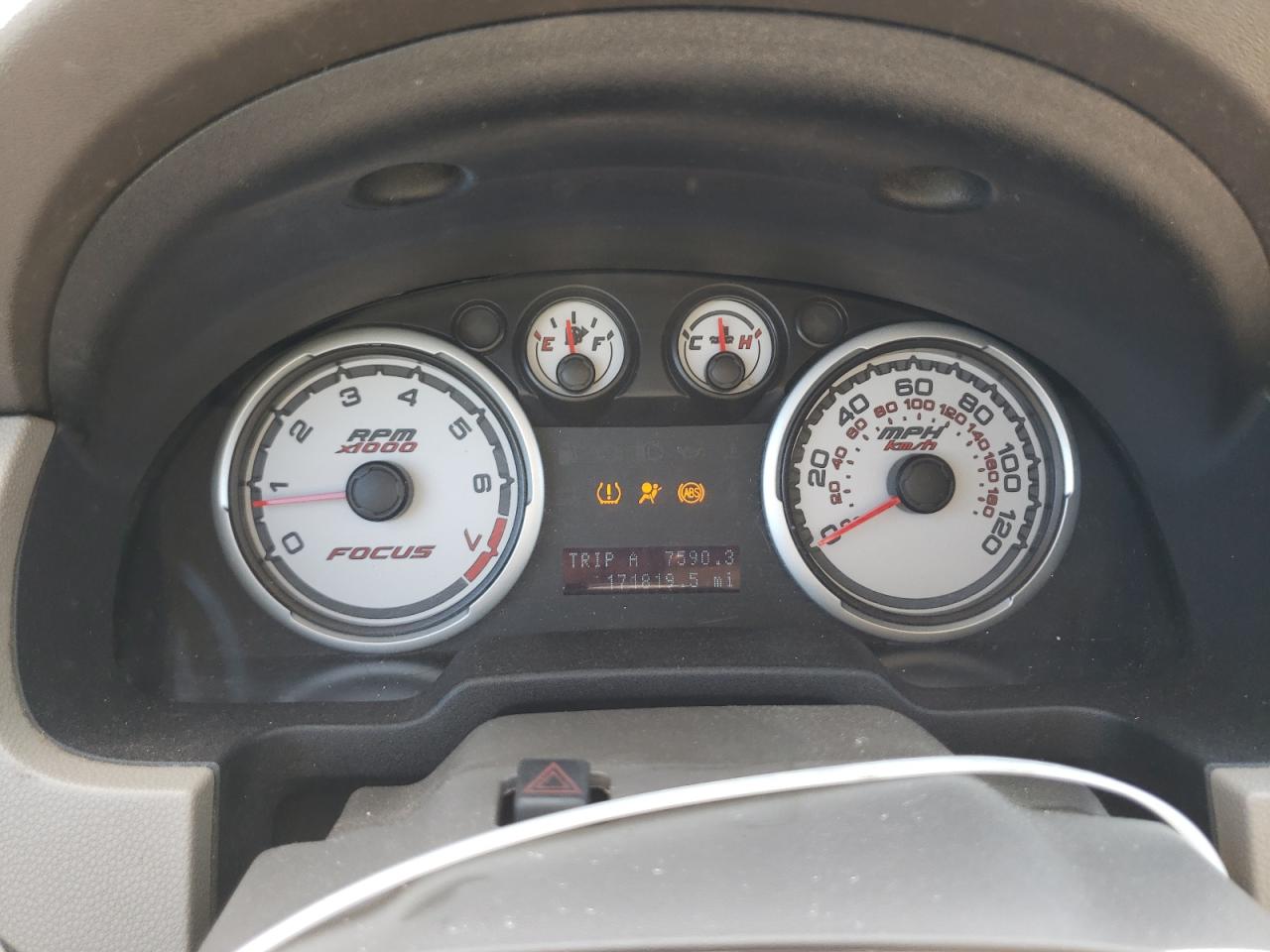 1FAHP3FN6BW118806 2011 Ford Focus Se