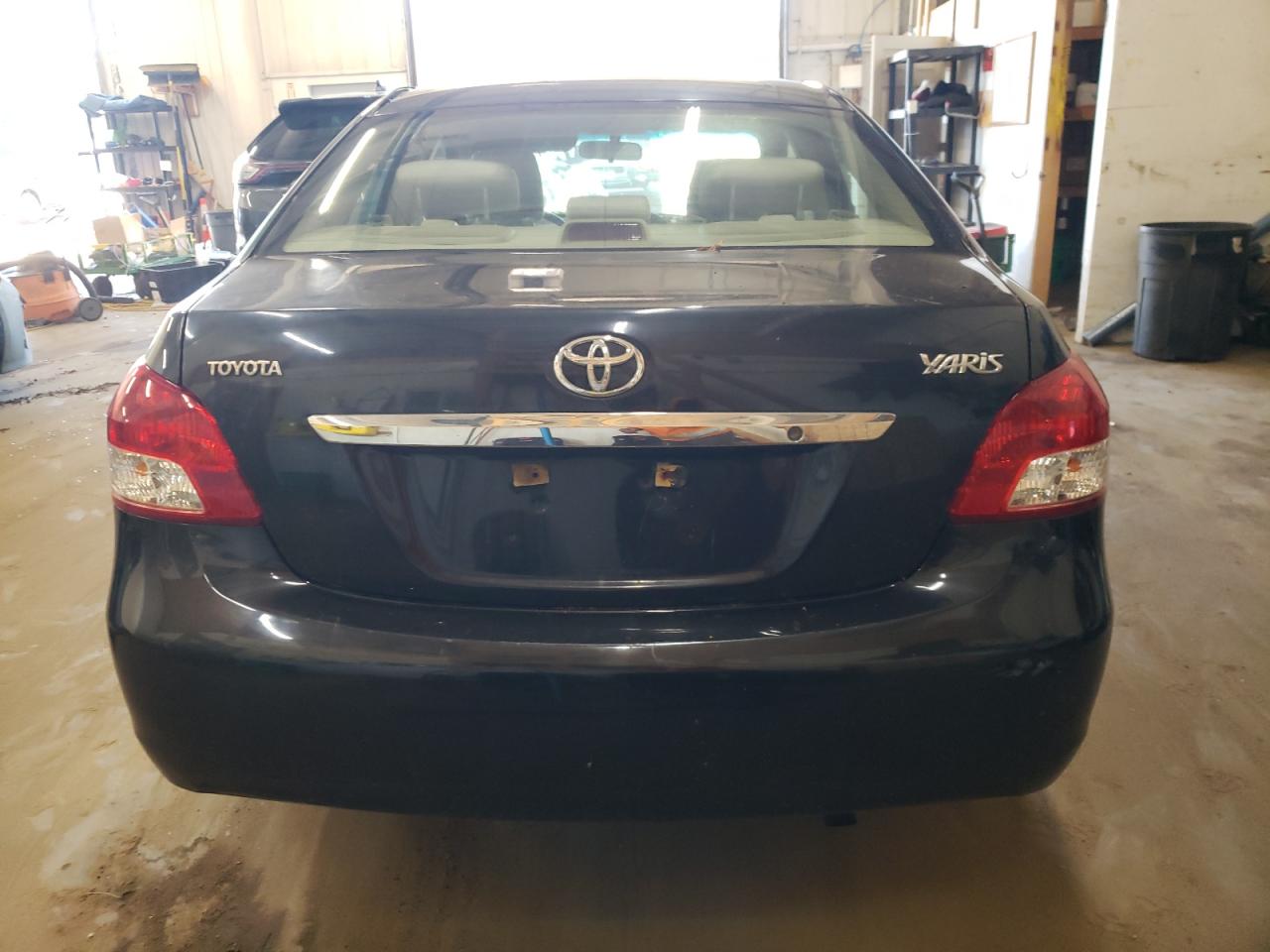 JTDBT903791315738 2009 Toyota Yaris