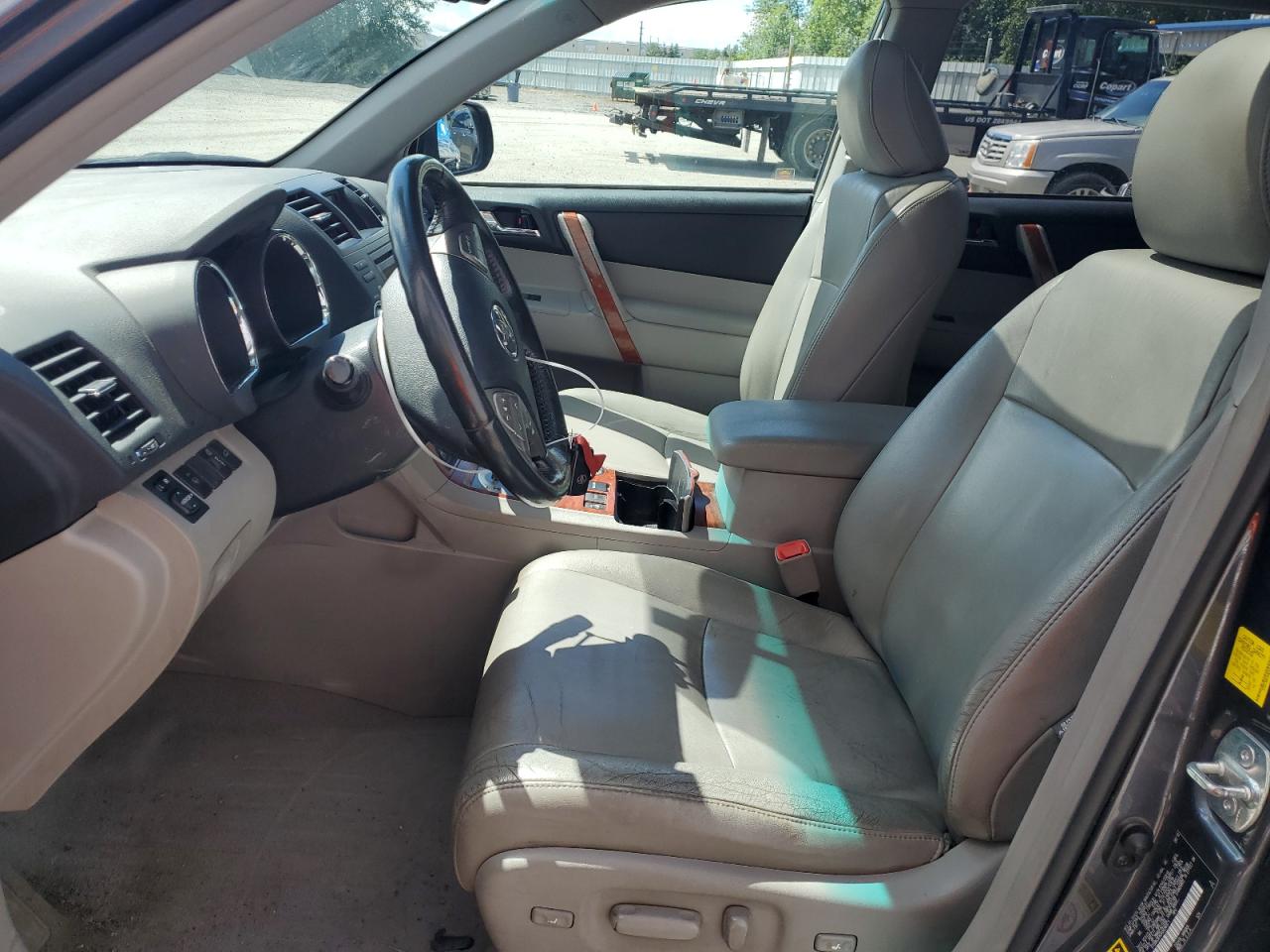 5TDDK3EH3AS036971 2010 Toyota Highlander Limited