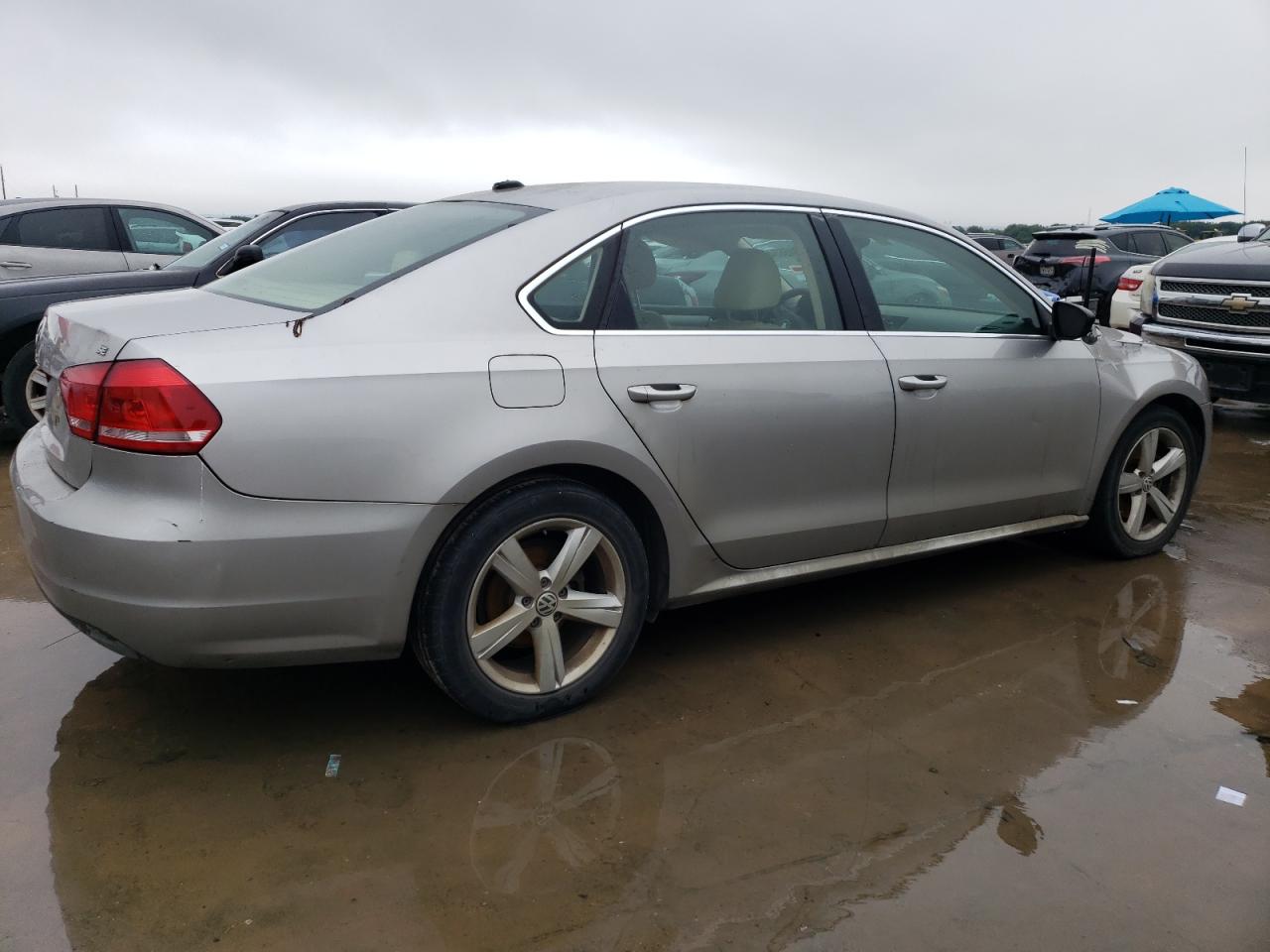 1VWBH7A33CC031102 2012 Volkswagen Passat Se