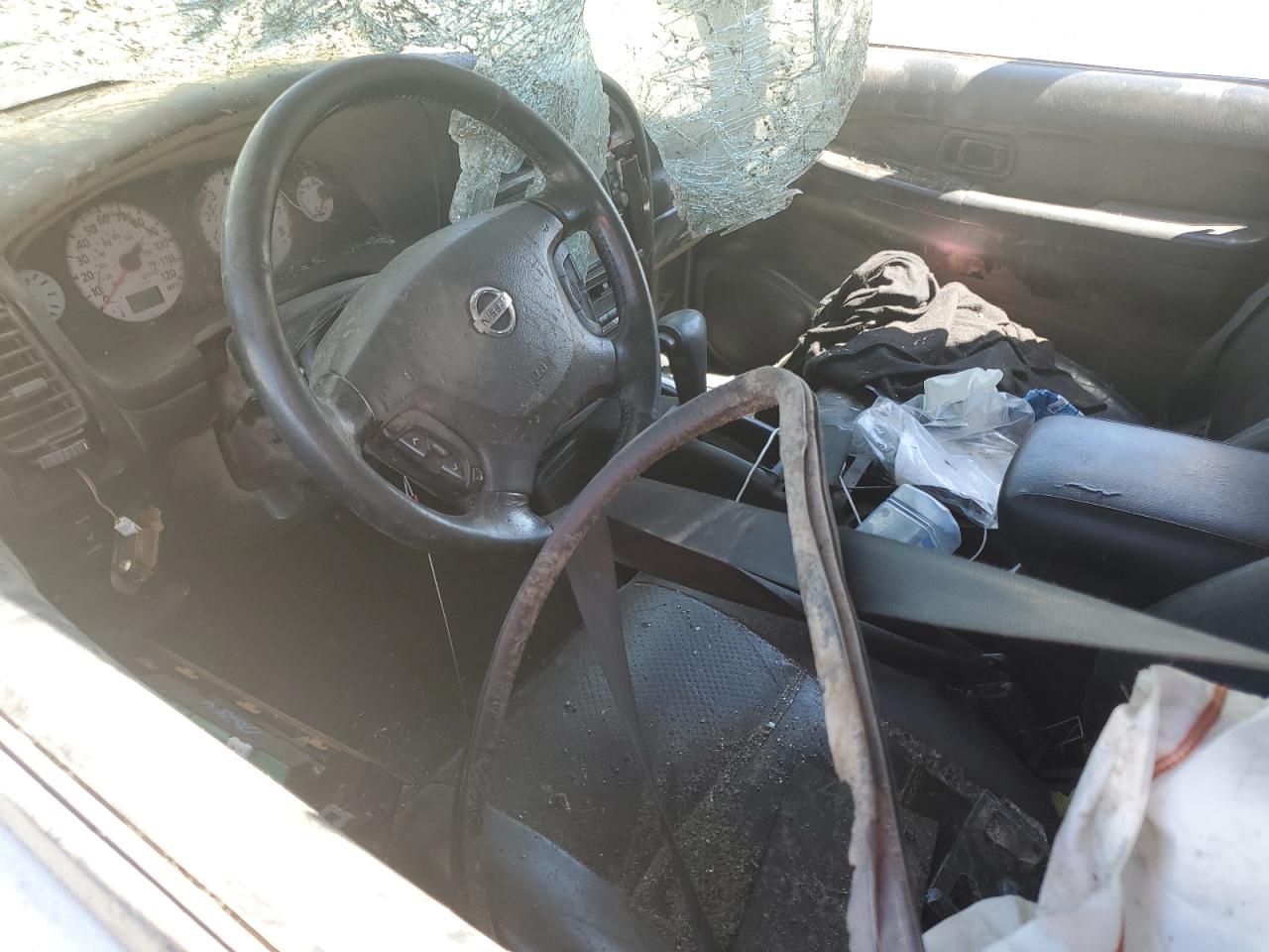 JN8DR09X22W654798 2002 Nissan Pathfinder Le