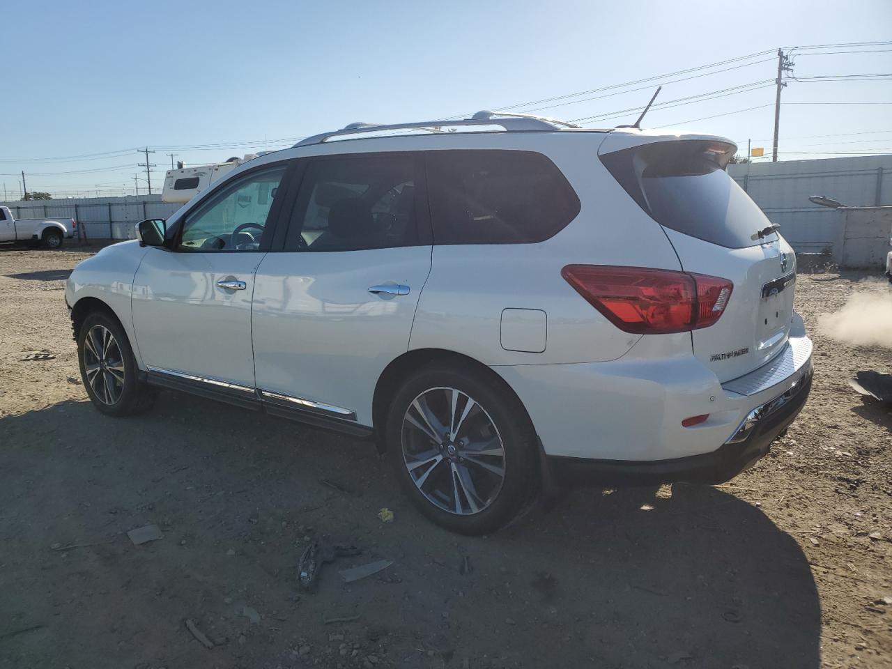 Lot #2612945059 2017 NISSAN PATHFINDER