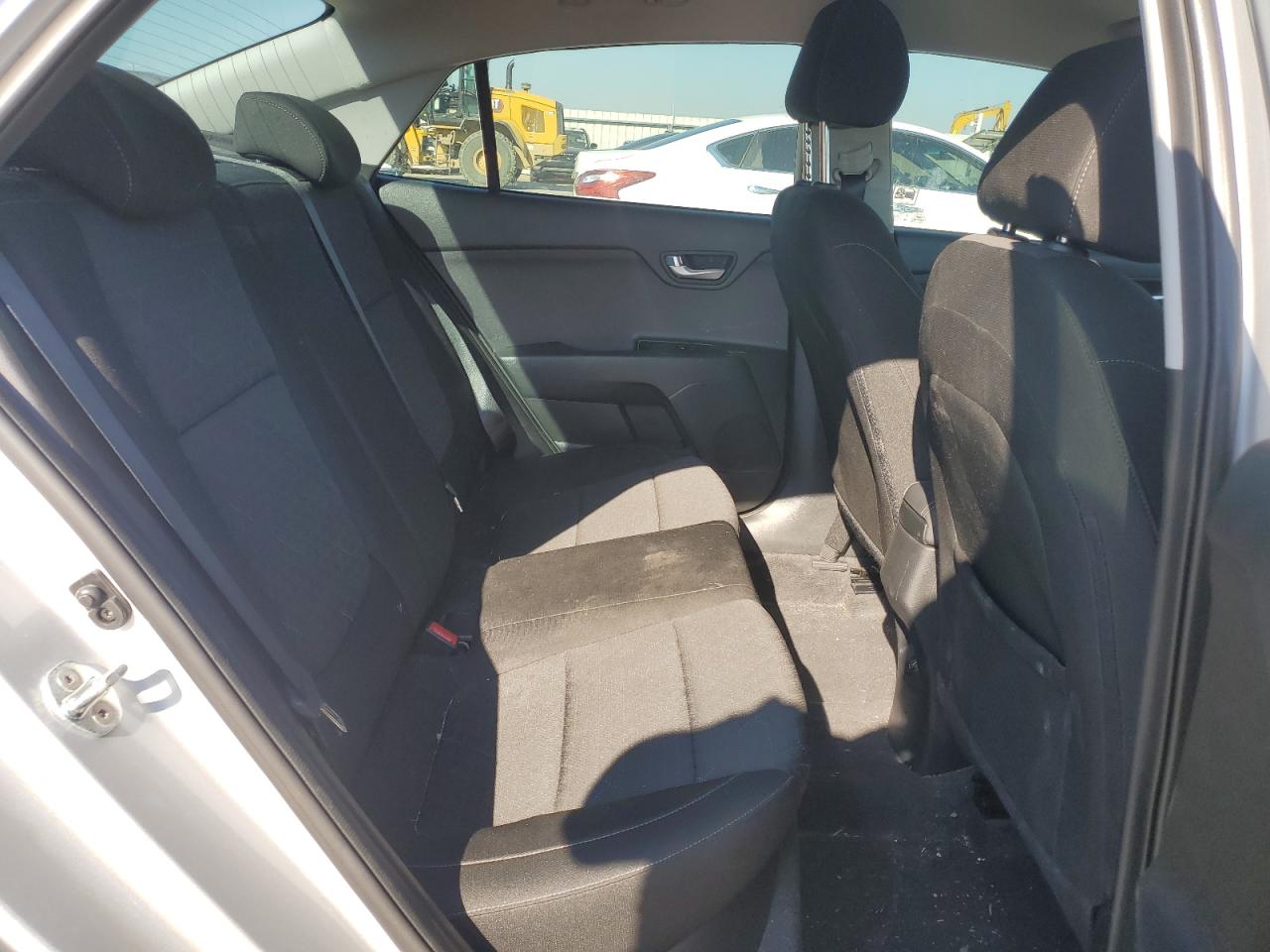 3KPA24AD8ME429598 2021 Kia Rio Lx