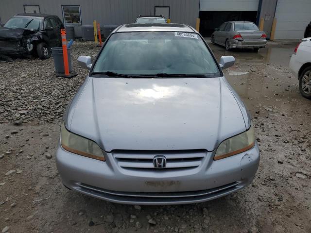 1HGCG16532A072133 2002 Honda Accord Ex