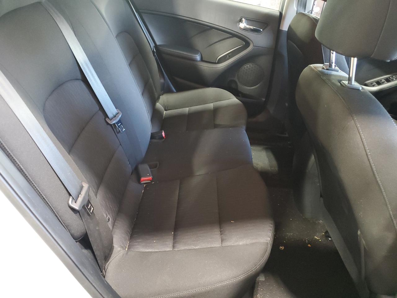 KNAFK4A66G5616942 2016 Kia Forte Lx