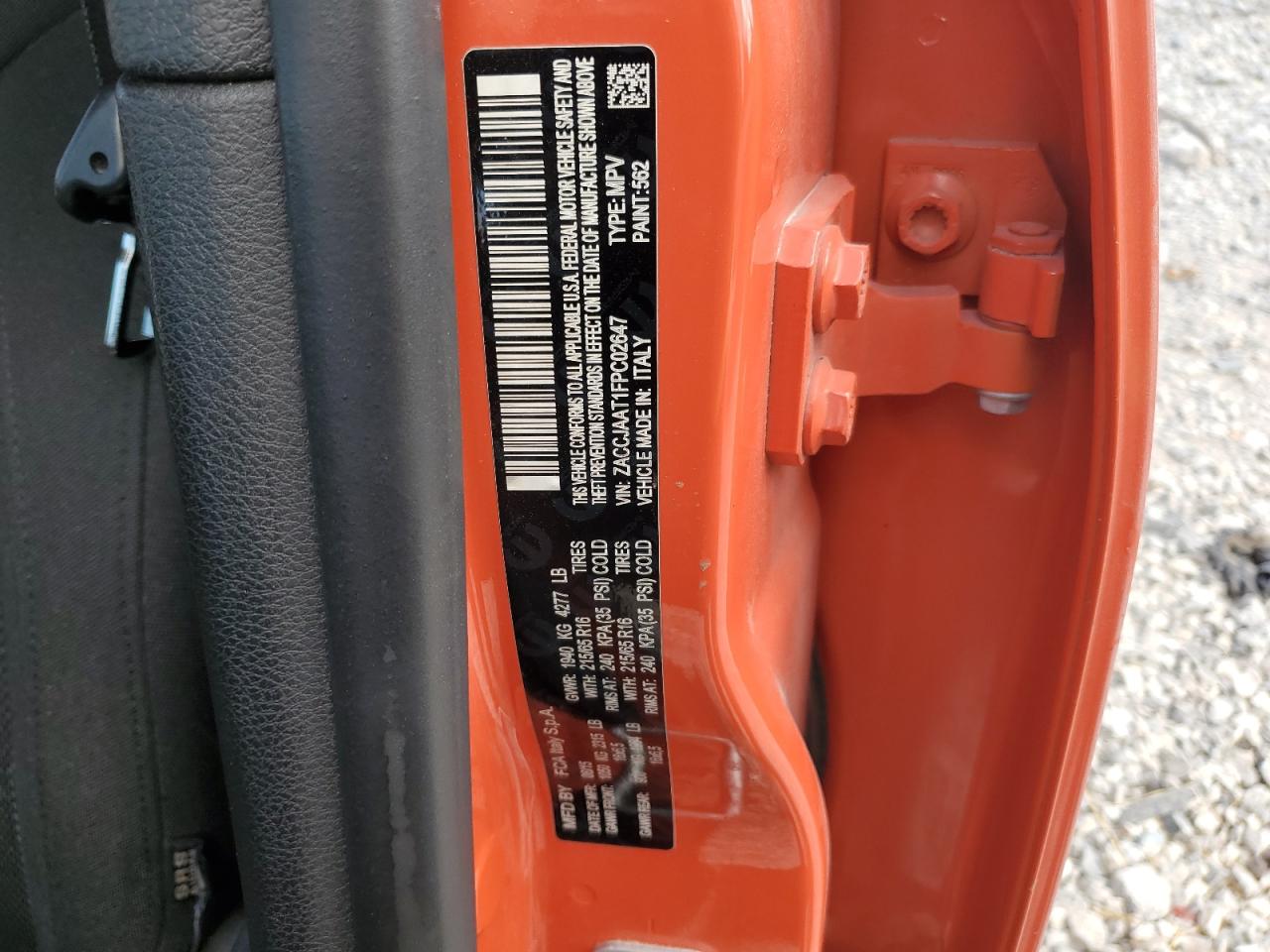 ZACCJAAT1FPC02647 2015 Jeep Renegade Sport