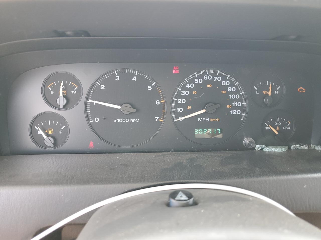 1J4GX48S64C212889 2004 Jeep Grand Cherokee Laredo