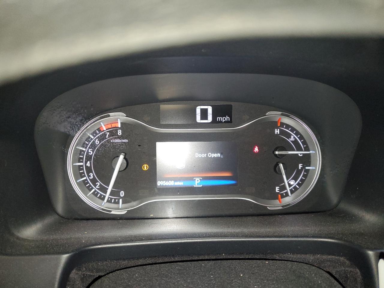 5FNYF5H16JB030781 2018 Honda Pilot Lx