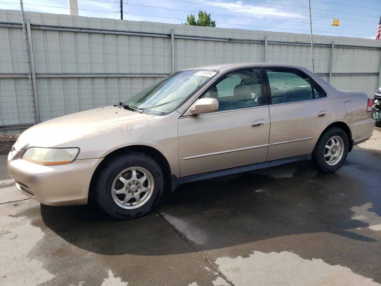 1HGCG56481A091242 2001 Honda Accord Lx