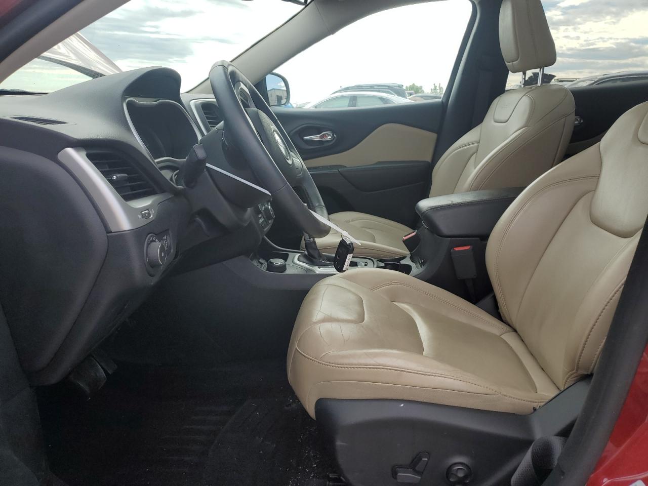 1C4PJMDS2HW515718 2017 Jeep Cherokee Limited