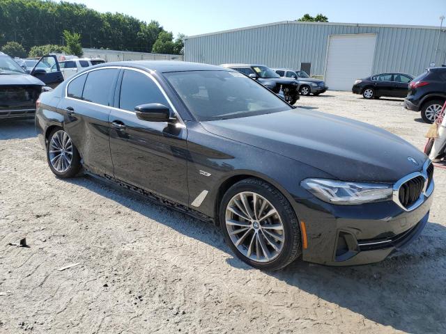 VIN WBA13AG00PCM37798 2023 BMW 5 Series, 530E no.4