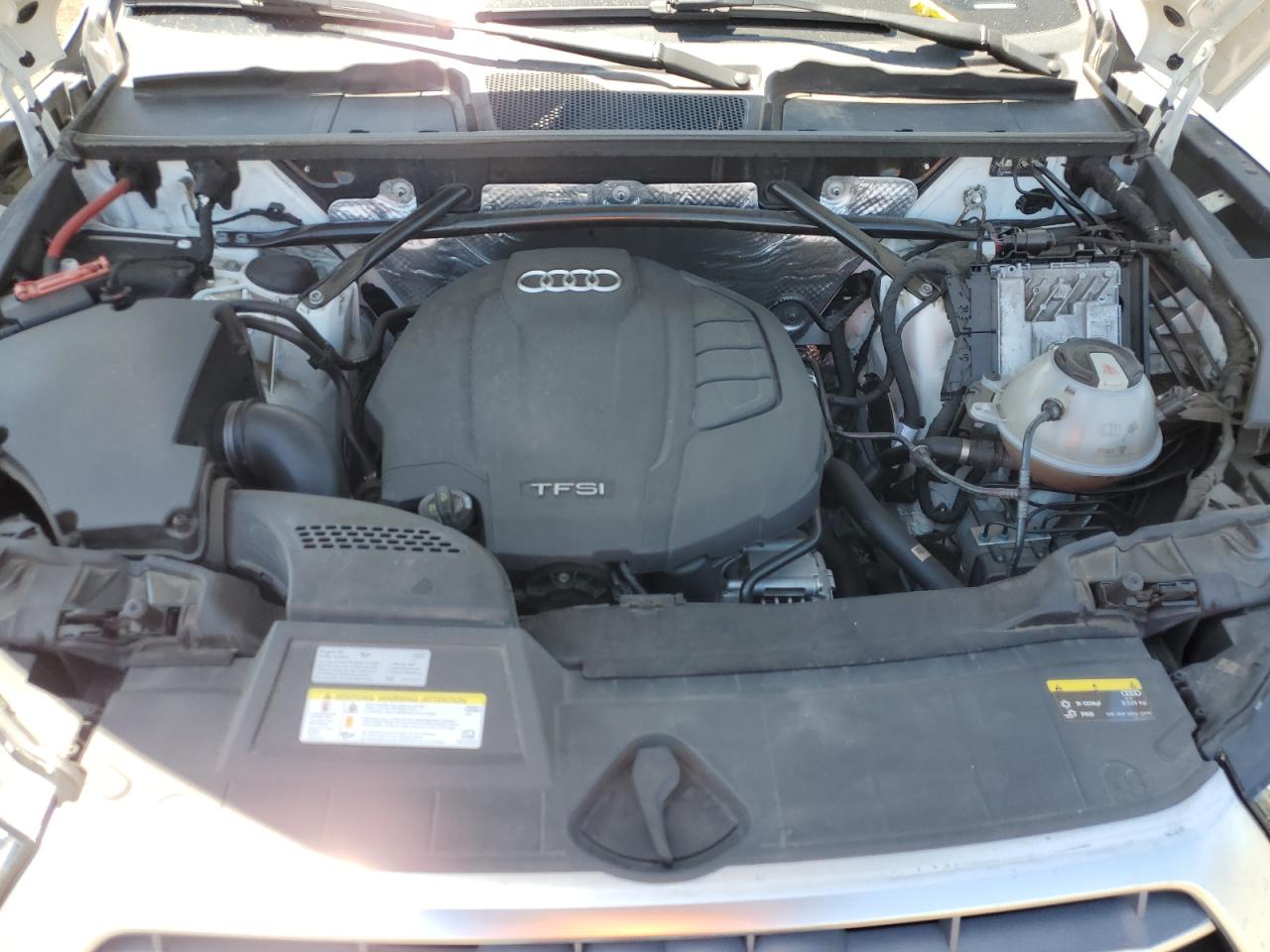 WA1BNAFY8J2086591 2018 Audi Q5 Premium Plus