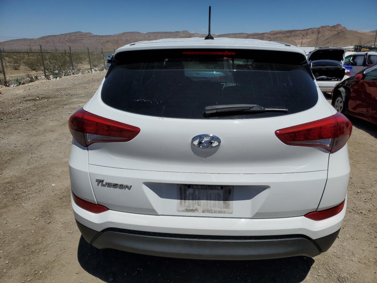 KM8J23A48HU592507 2017 Hyundai Tucson Se