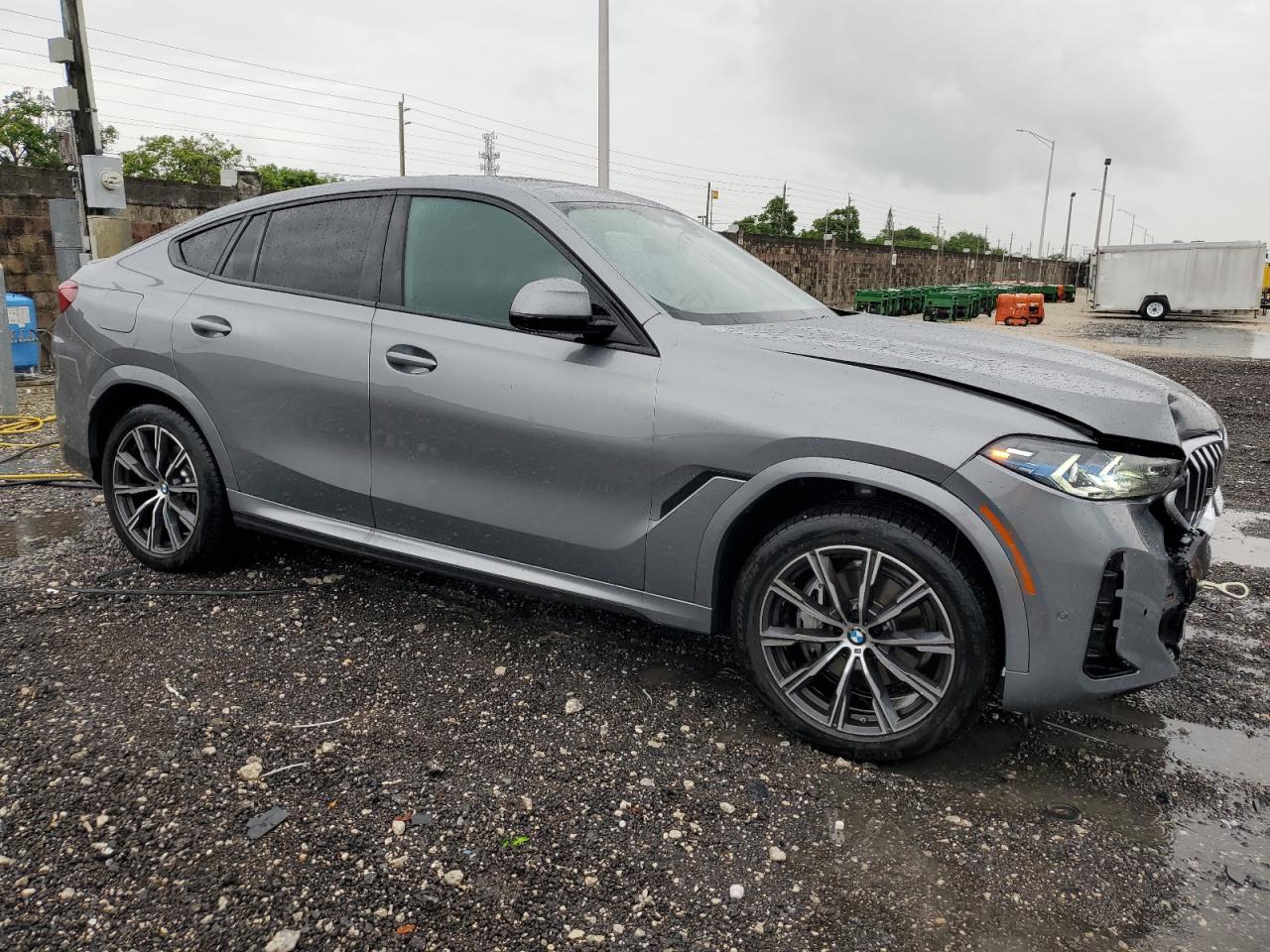 5UX33EX06R9V83916 2024 BMW X6 xDrive40I