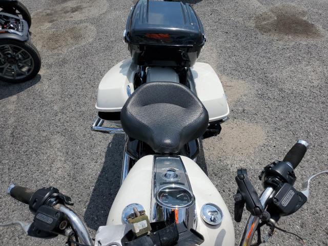 2019 HARLEY-DAVIDSON FLHP 1HD1FHP17KB670098