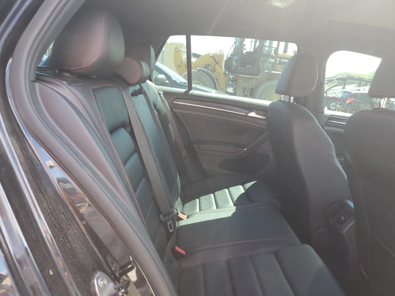 3VW4T7AU0FM039984 2015 Volkswagen Gti