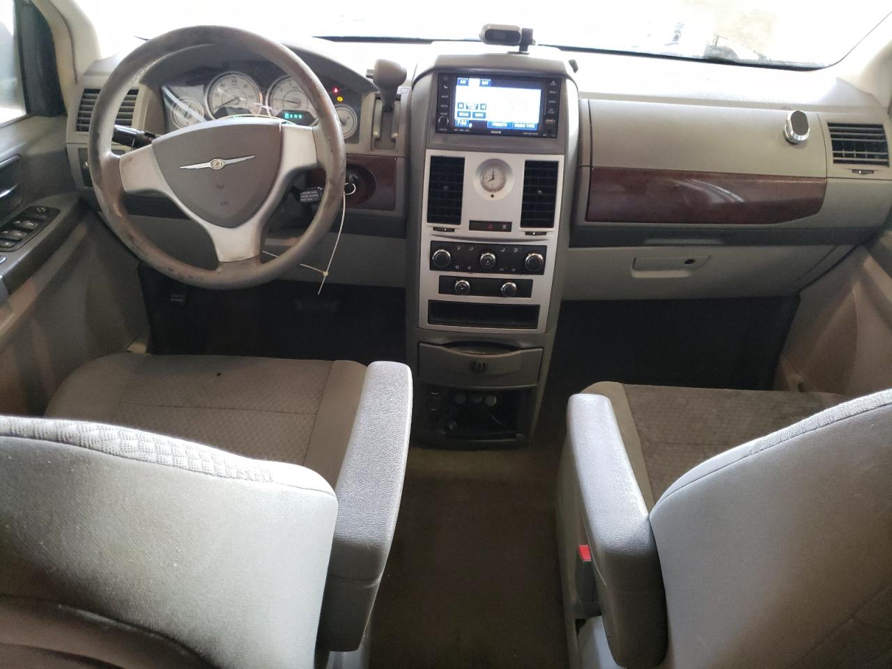 2A4RR4DE8AR344364 2010 Chrysler Town & Country Lx