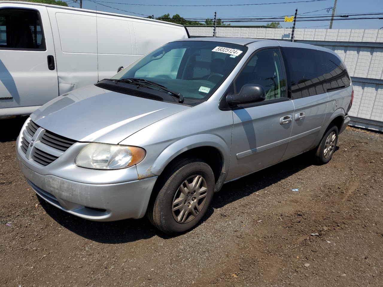 2D4GP24RX5R324863 2005 Dodge Grand Caravan Se