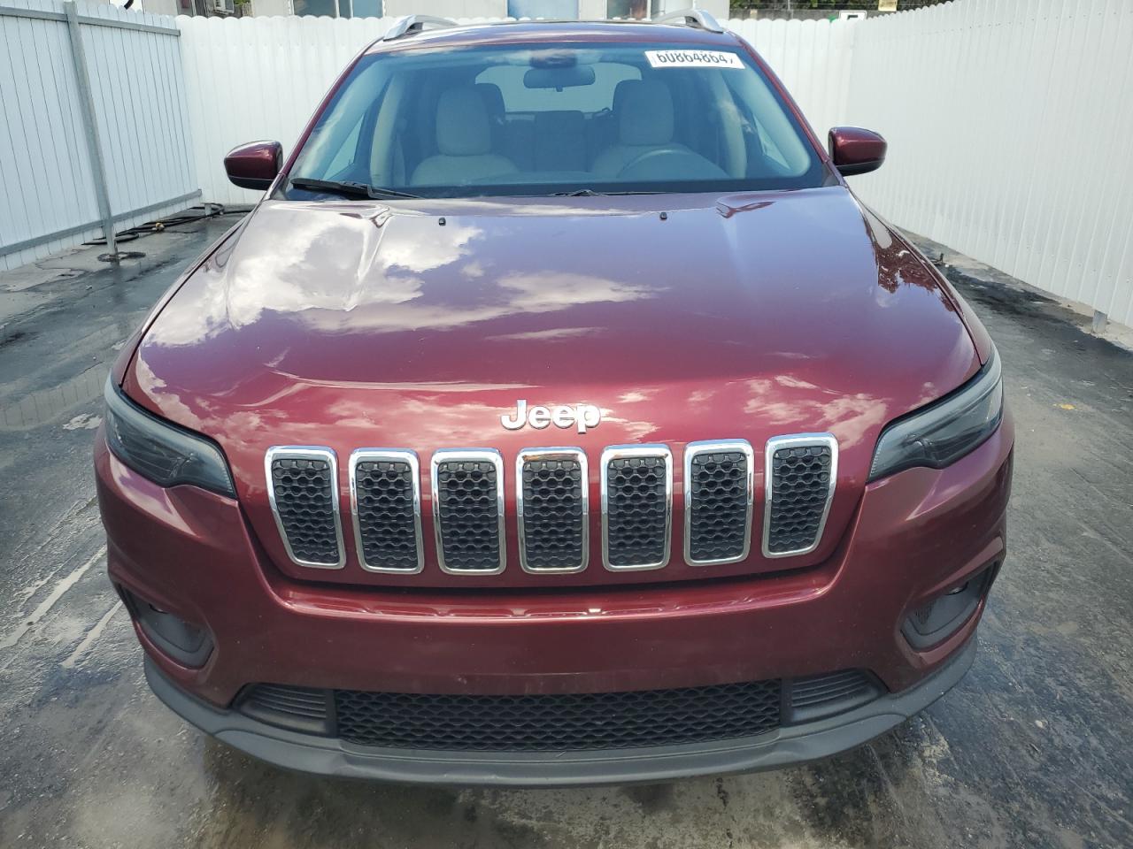 1C4PJLCB9KD406266 2019 Jeep Cherokee Latitude