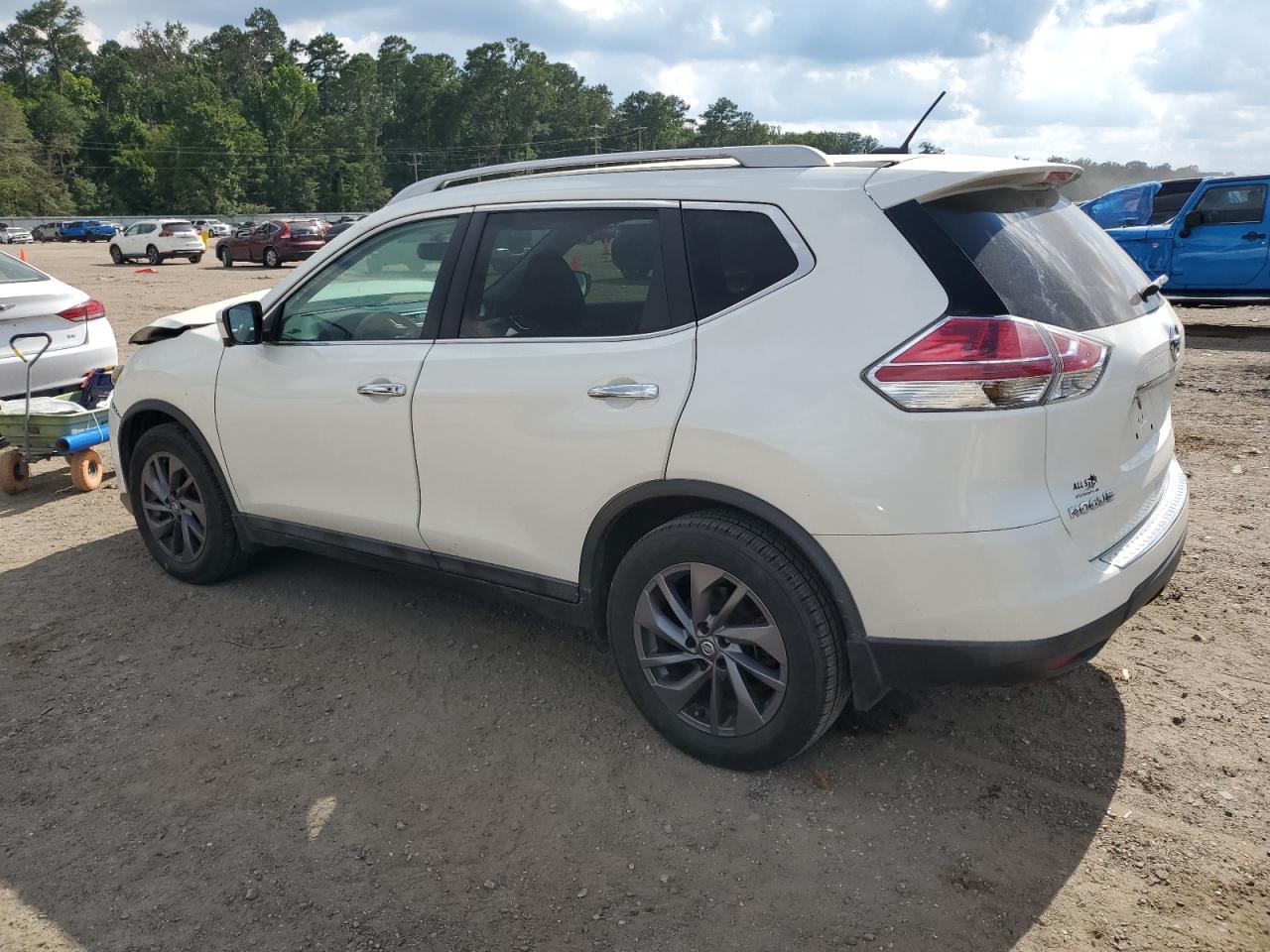 2016 Nissan Rogue S vin: 5N1AT2MT9GC833909