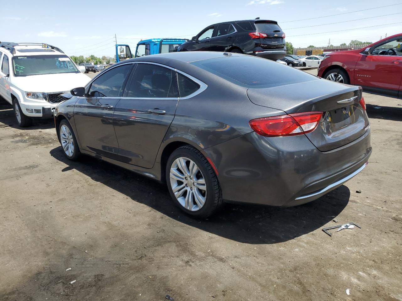 2015 Chrysler 200 Limited vin: 1C3CCCAB9FN555177