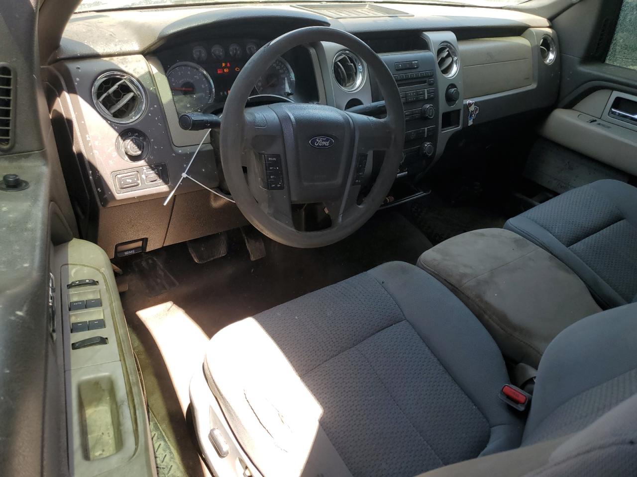 1FTRX12889FA27680 2009 Ford F150 Super Cab