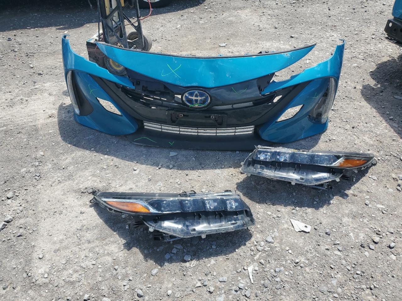 JTDKAMFP7N3207301 2022 Toyota Prius Prime Le