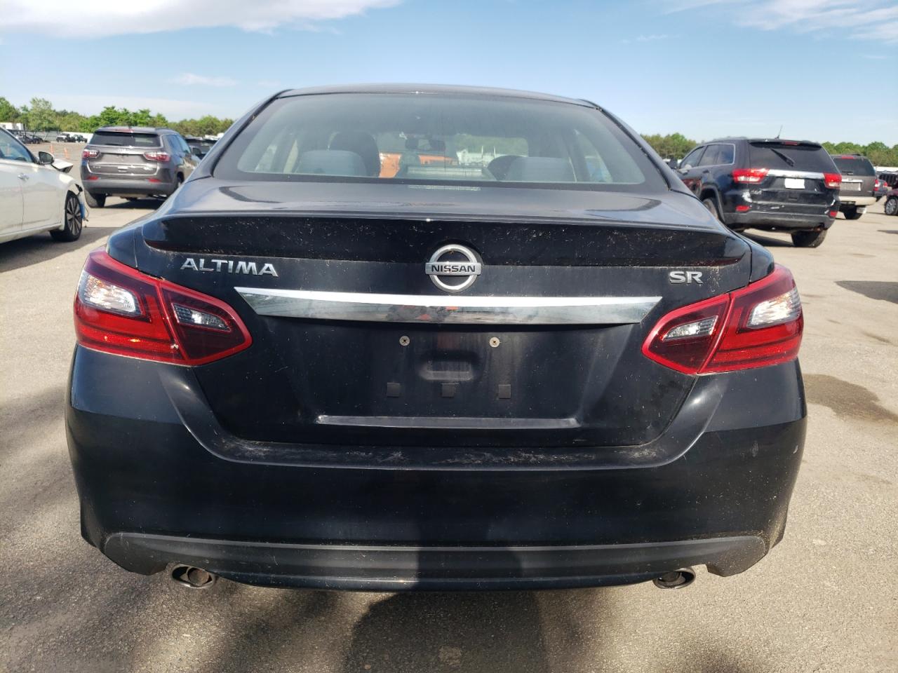 1N4AL3AP7HC136702 2017 Nissan Altima 2.5