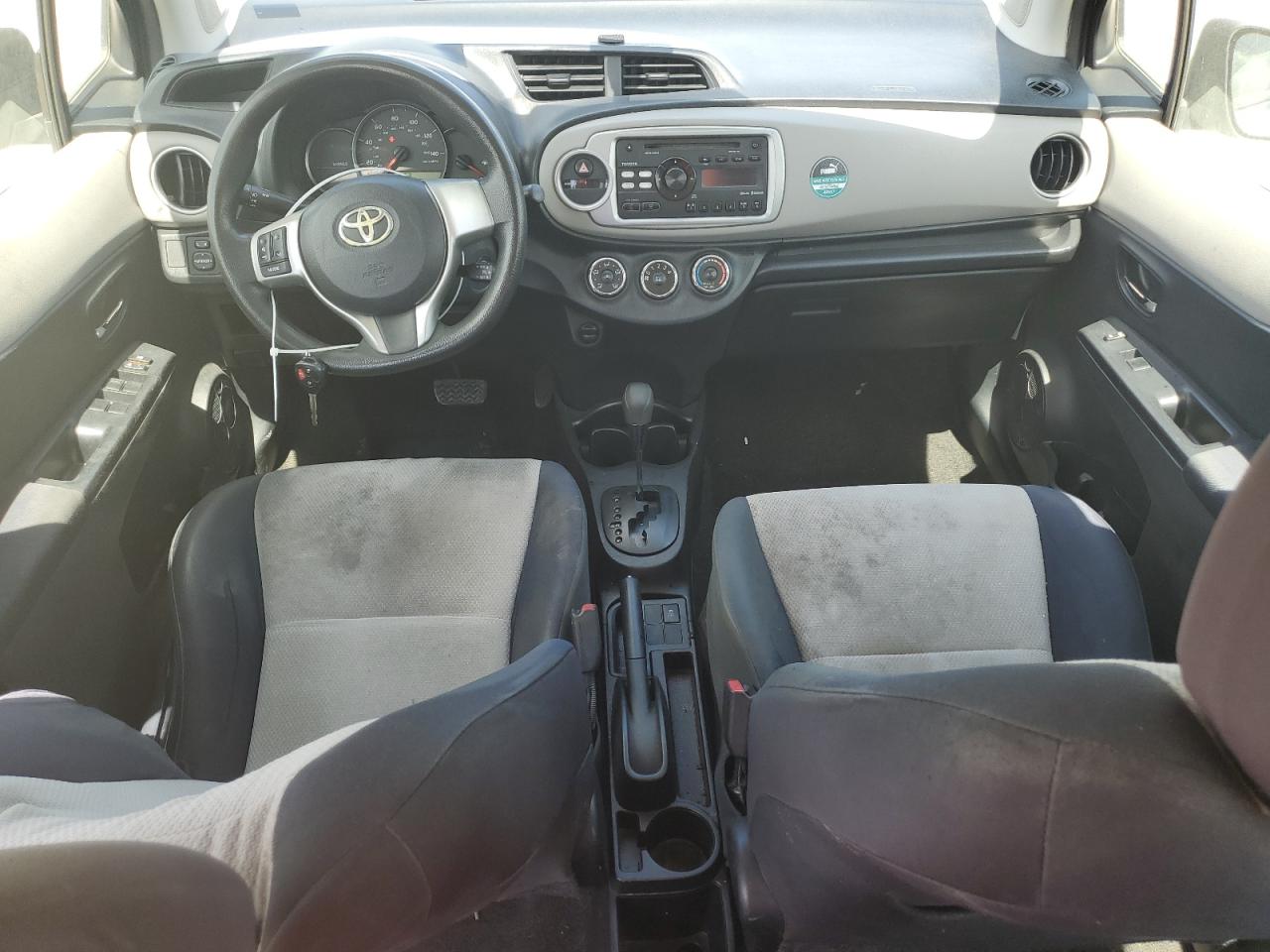 JTDKTUD31DD546199 2013 Toyota Yaris