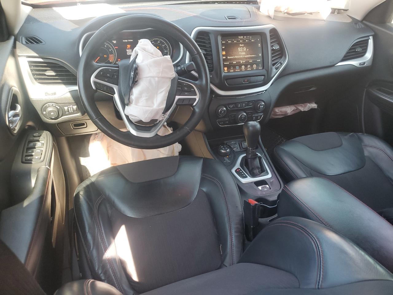 1C4PJMBS2FW514083 2015 Jeep Cherokee Trailhawk