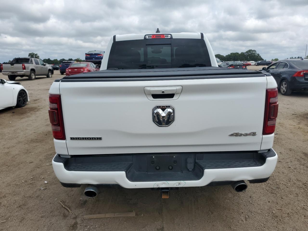 2019 Ram 1500 Big Horn/Lone Star vin: 1C6SRFFT8KN859126