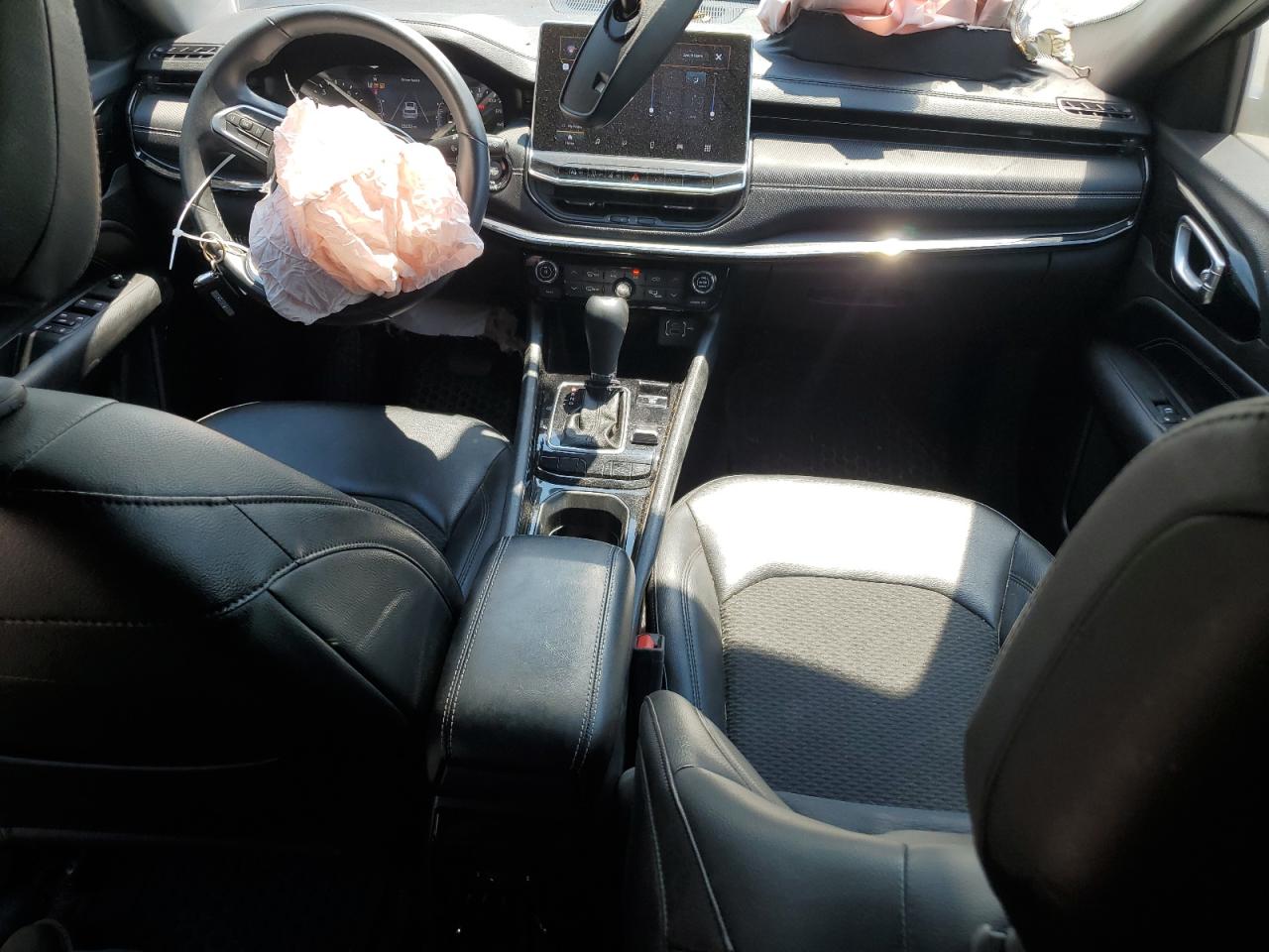 3C4NJDBB6NT184976 2022 Jeep Compass Latitude