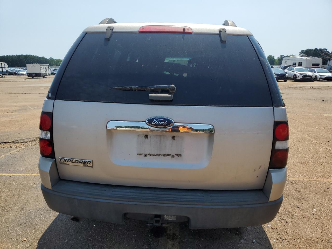 1FMEU63E77UA37534 2007 Ford Explorer Xlt