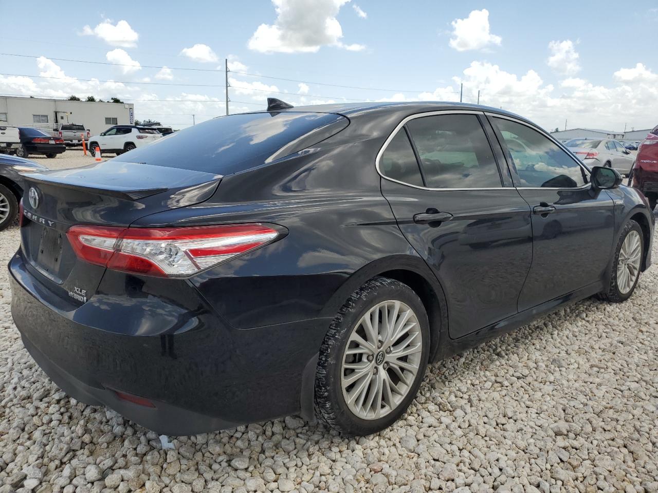 2019 Toyota Camry Hybrid vin: 4T1B21HK7KU519374