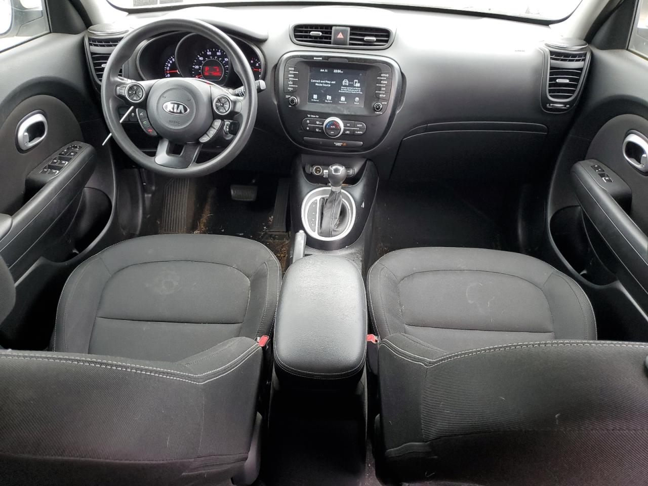 KNDJP3A54K7919246 2019 Kia Soul +