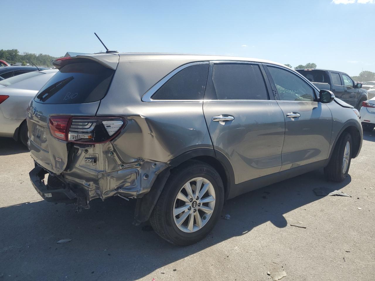 2019 Kia Sorento L vin: 5XYPG4A33KG534942