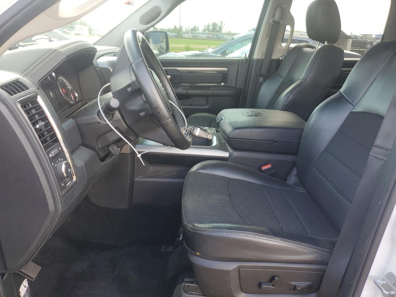 1C6RR7MT2GS150241 2016 Ram 1500 Sport