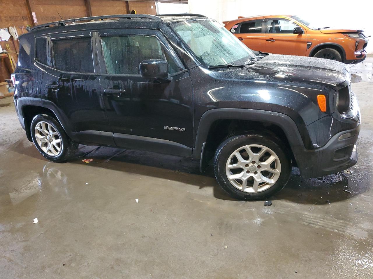 2015 Jeep Renegade Latitude vin: ZACCJBBT8FPC04027