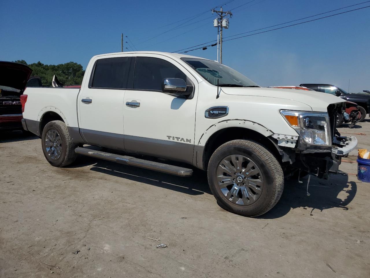 1N6AA1E51HN530579 2017 Nissan Titan Sv