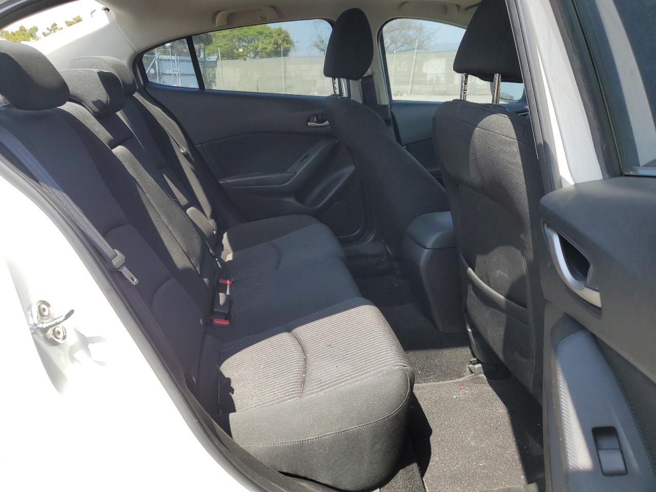 3MZBM1W71GM268857 2016 Mazda 3 Touring