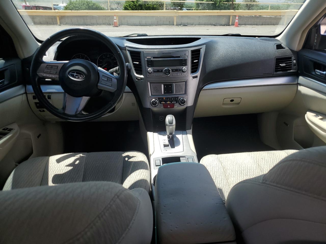 4S3BMCF63A3221070 2010 Subaru Legacy 2.5I Premium