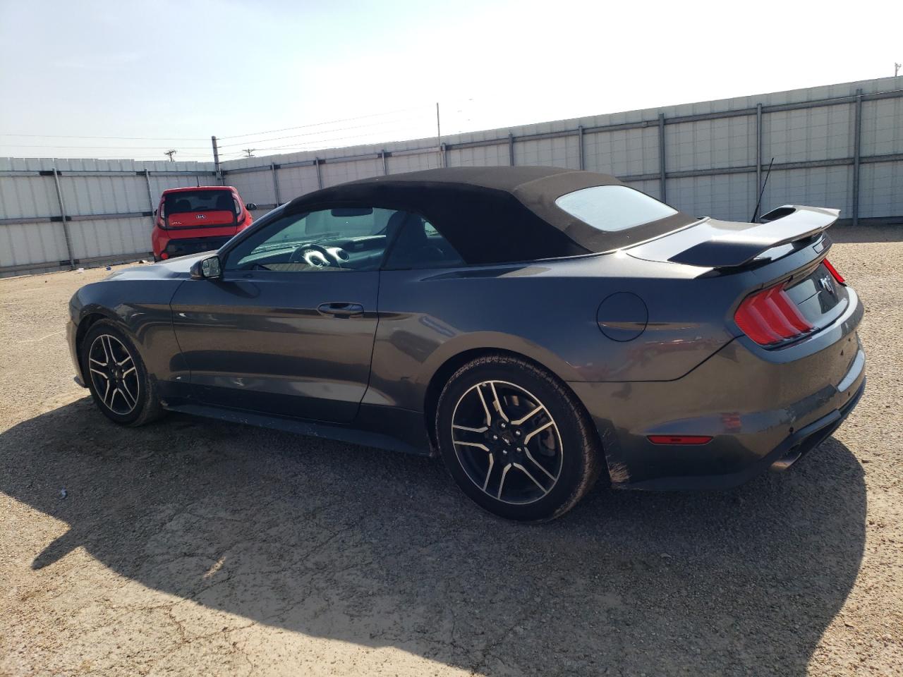 2019 Ford Mustang vin: 1FATP8UH6K5170284