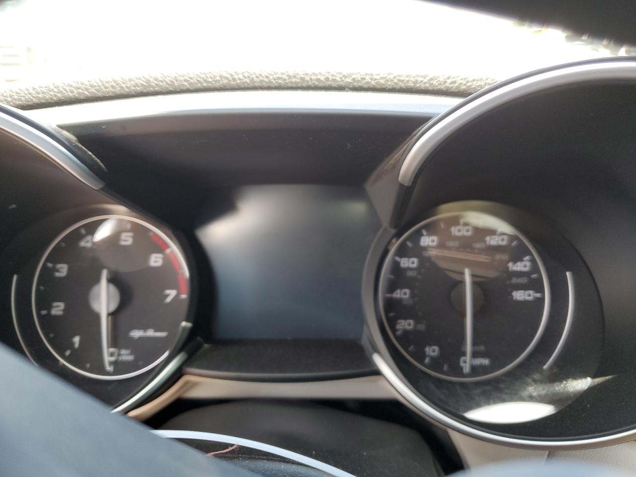 ZARFAMBN9K7604511 2019 Alfa Romeo Giulia Ti