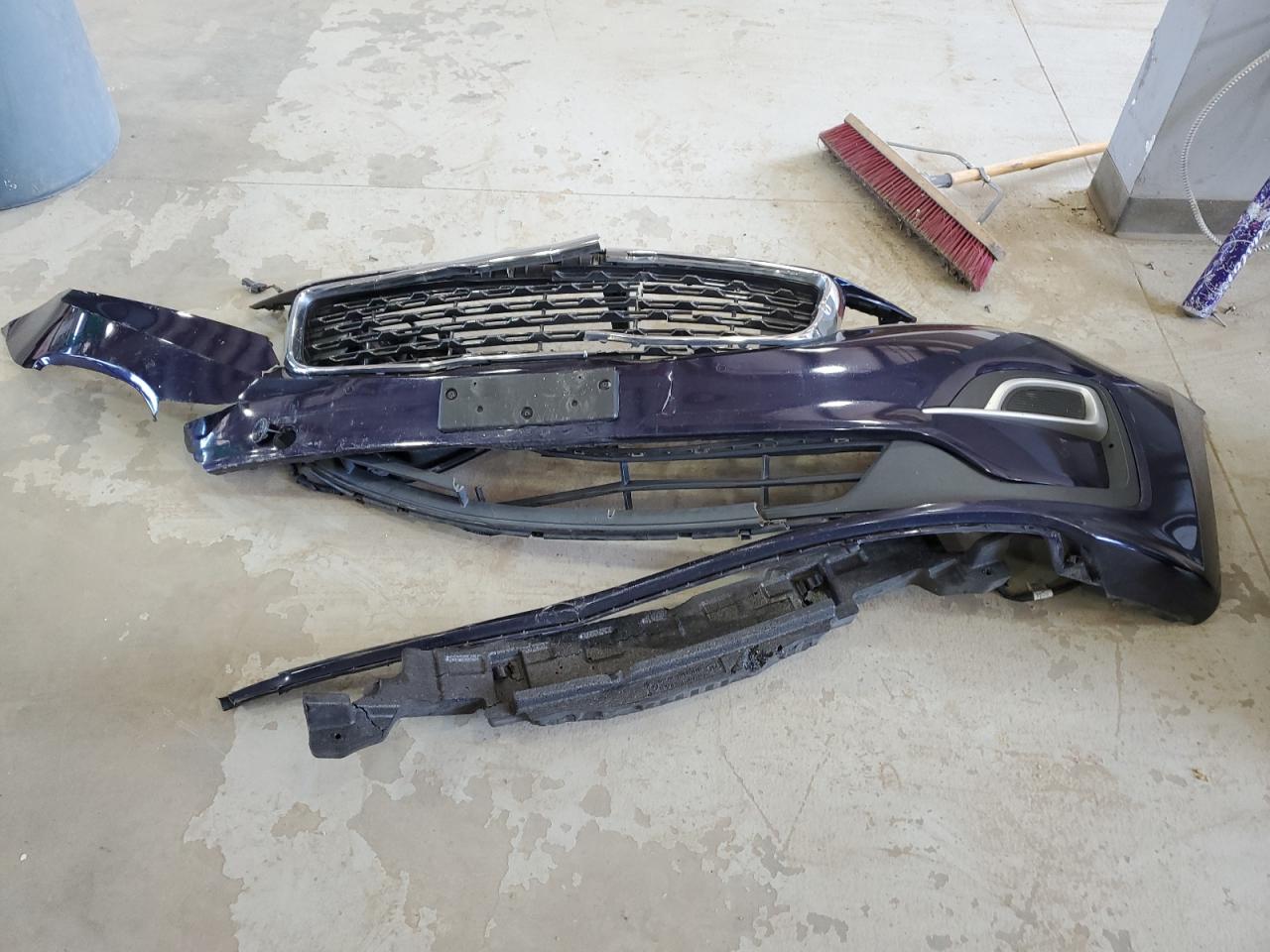 KNDMB5C18L6648300 2020 Kia Sedona Lx