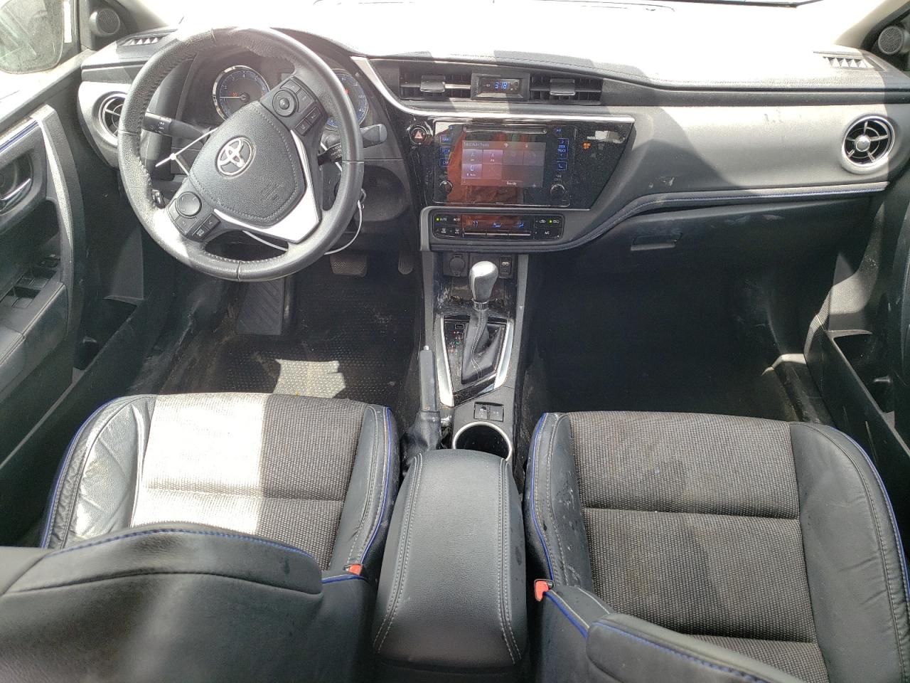 5YFBURHE2HP677599 2017 Toyota Corolla L