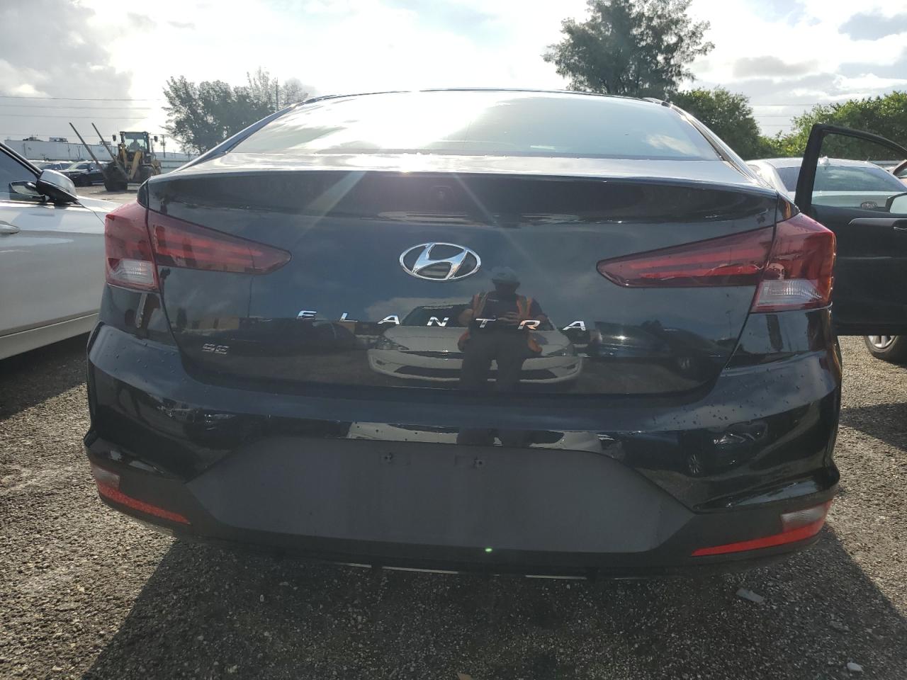 5NPD74LF6KH488333 2019 Hyundai Elantra Se