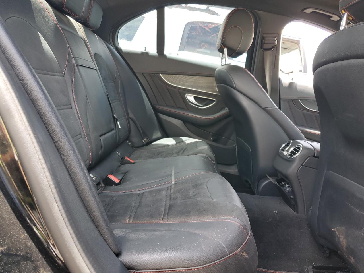 55SWF6EB2GU107390 2016 Mercedes-Benz C 450 4Matic Amg