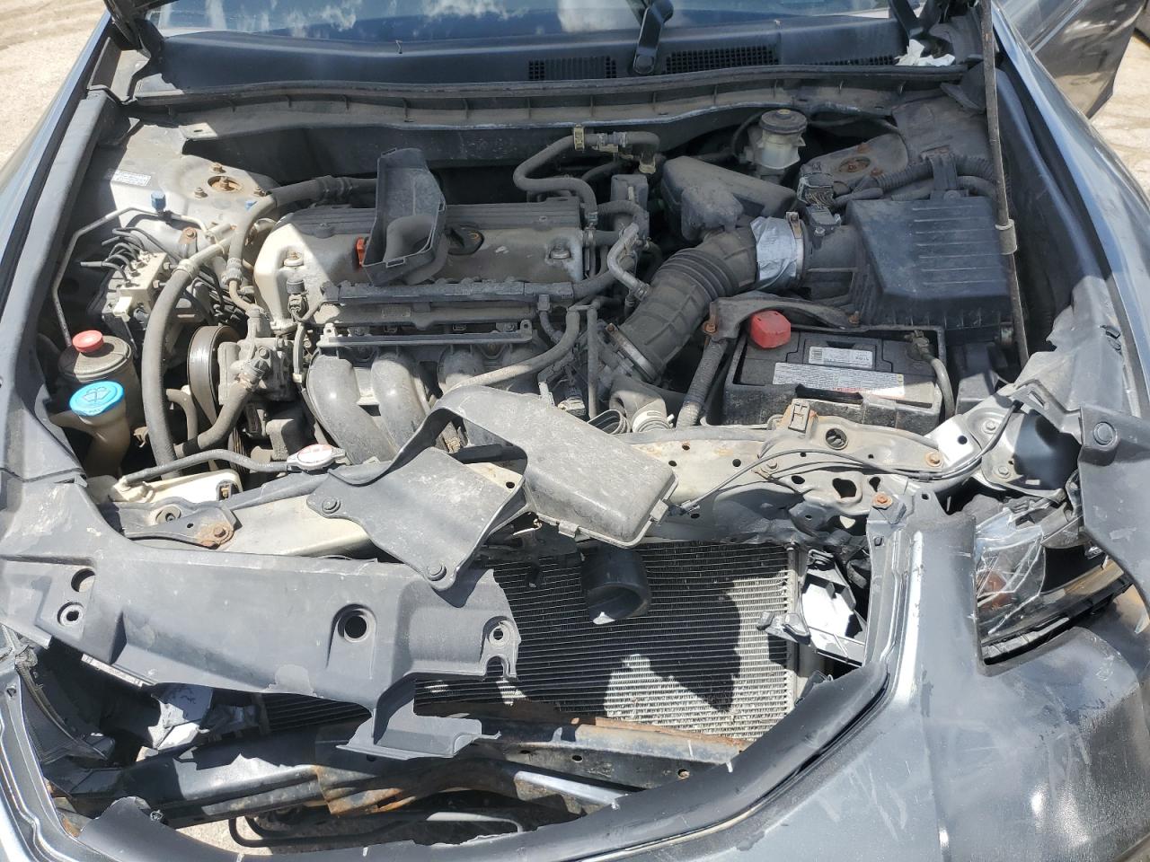 1HGCP2F6XBA148882 2011 Honda Accord Se