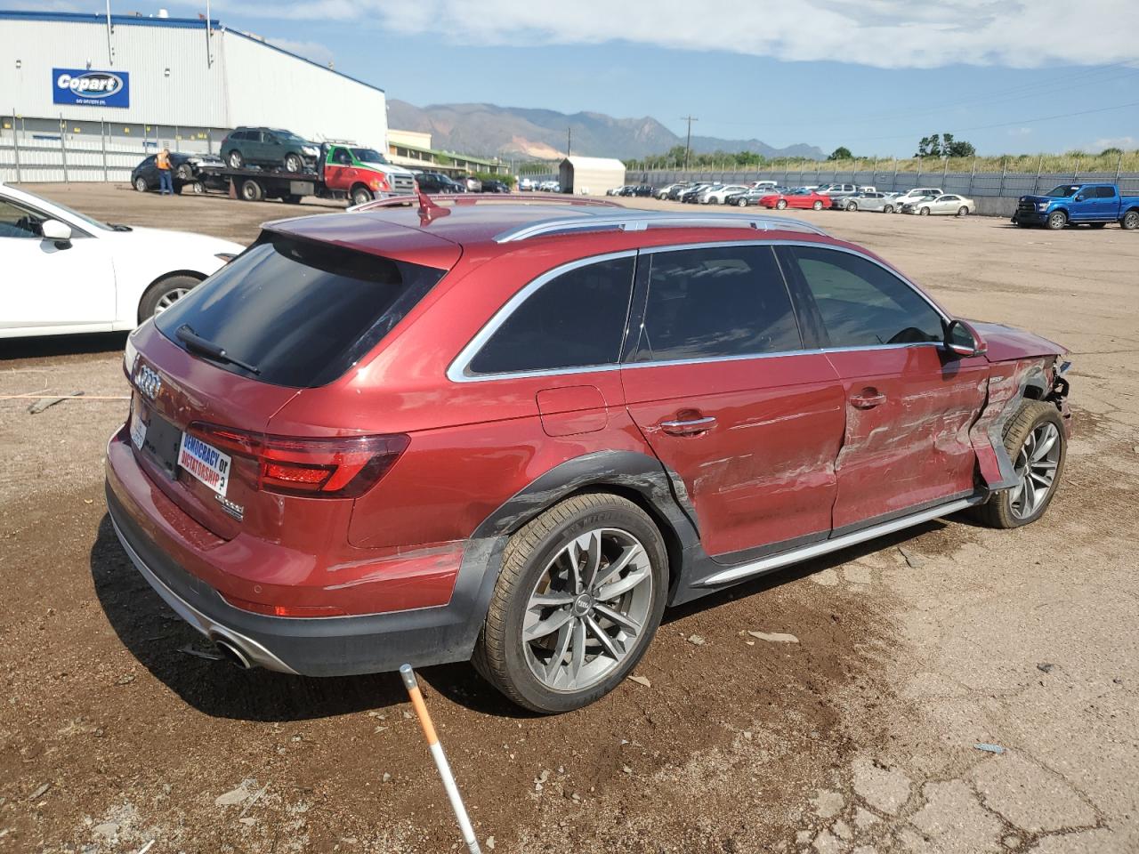 2018 Audi A4 Allroad Premium Plus vin: WA18NBF43JA090213